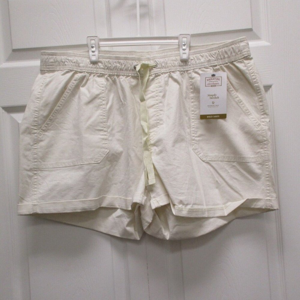 Levi Strauss Signature Ivory Breezy Shorts